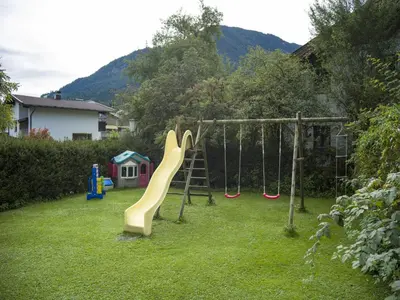Ein Kinderspielbereich in der Unterkunft Apartment in Brixen im Thale with parking