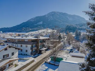 Ein allgemeiner Bergblick oder ein Berglick von der Ferienwohnung aus