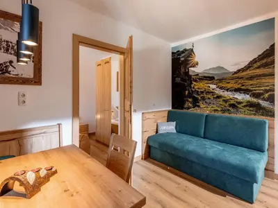 Ein Sitzbereich in der Unterkunft Apartment in Brixental near Hiking Trails