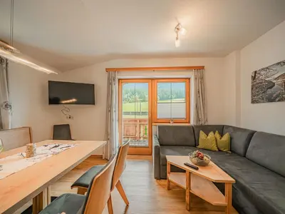 Ein Sitzbereich in der Unterkunft Apartment in Brixen near Wilder Kaiser Gondola
