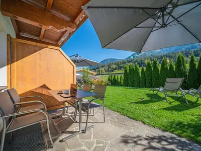 Ein allgemeiner Bergblick oder ein Berglick von der Ferienwohnung aus