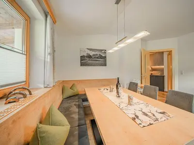 Ein Sitzbereich in der Unterkunft Apartment in Brixen near Wilder Kaiser Gondola