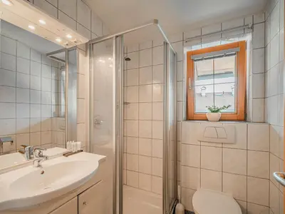 Ein Badezimmer in der Unterkunft Apartment in Brixen near Wilder Kaiser Gondola