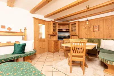 Ein Sitzbereich in der Unterkunft Holiday Home in Strass with Mountain Views