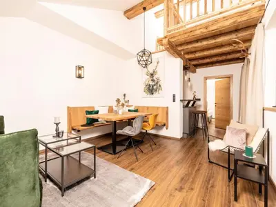 Ein Sitzbereich in der Unterkunft Apartment in Strass im Zillertal in a beautiful setting