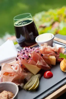 Essen im Hotel oder in der Nähe