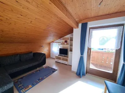 Ein Sitzbereich in der Unterkunft Apartment Alpenblick by Interhome