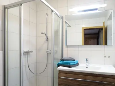 Ein Badezimmer in der Unterkunft Holiday Home Eberharter by Interhome