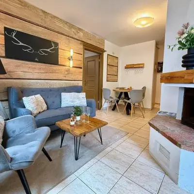 SMALL & COZY 2 Bedroom City Apartment by Belle Stay