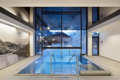 Der Swimmingpool an oder in der Nähe von Venediger Lodge