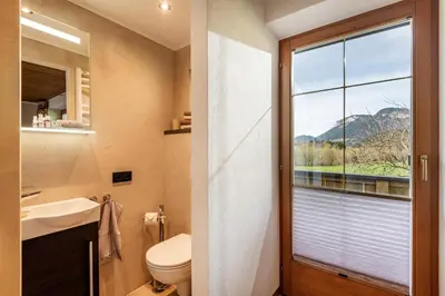 Ein Badezimmer in der Unterkunft Haus Alpenrose