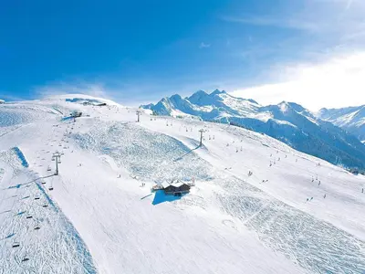 Chalet in Zillertal near Ski Slopes im Winter