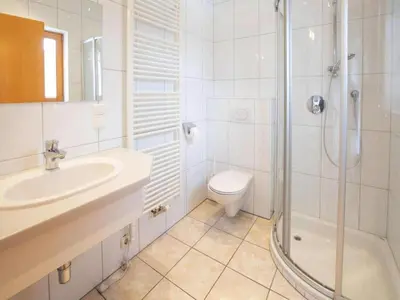 Ein Badezimmer in der Unterkunft Chalet in Filzsteinalpe near Ski Slopes