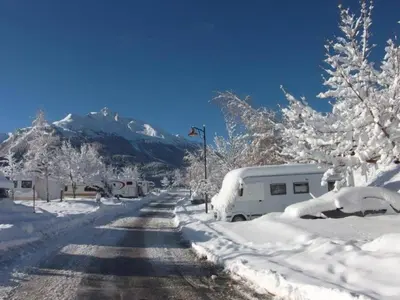 Apartment in Aschau with Zillertal Views im Winter