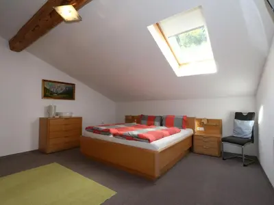 Ein Bett oder Betten in einem Zimmer der Unterkunft Apartment in Fügen near Spieljochbahn