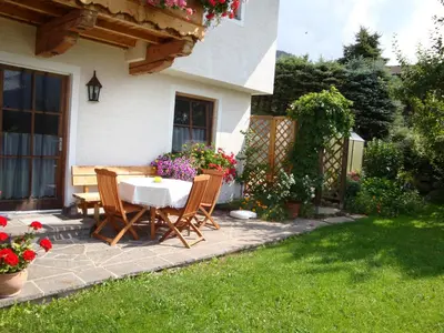 Ein Garten an der Unterkunft Appartment Lerch