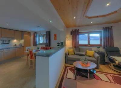 Ein Sitzbereich in der Unterkunft Ferienhaus Schweinberger