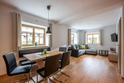 Ein Sitzbereich in der Unterkunft Haus Klingenschmid
