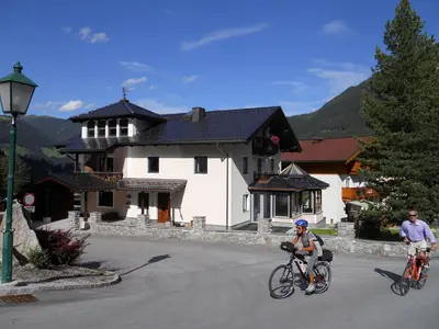 Radfahren an der Unterkunft Ferienwohnung Maierhofer oder in der Nähe
