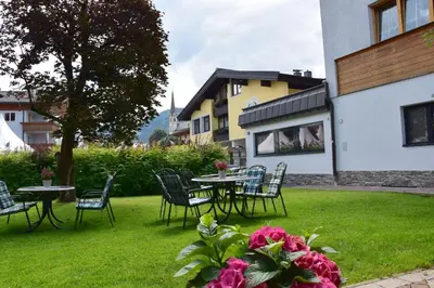 Ein Garten an der Unterkunft Stöcklbauer Kirchberg in Tirol