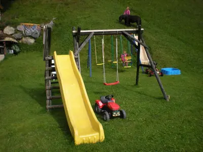 Ein Kinderspielbereich in der Unterkunft Appartements Staudacher