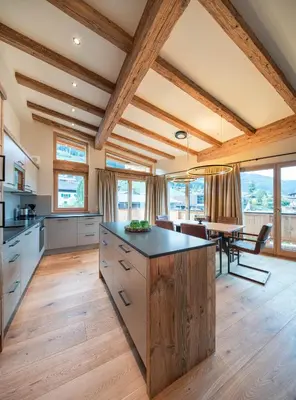 Küche/Küchenzeile in der Unterkunft Wagstätt Residenzen Jochberg by Alpina-Holiday