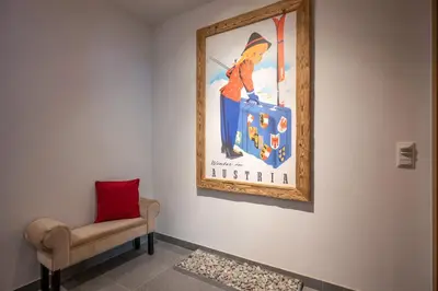 Ein Sitzbereich in der Unterkunft Chalet Tirol