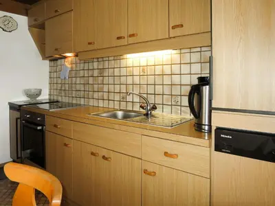 Küche/Küchenzeile in der Unterkunft Holiday Home Baggenhof by Interhome