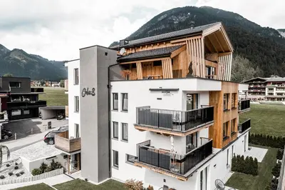 Ein allgemeiner Bergblick oder ein Berglick von der Ferienwohnung aus