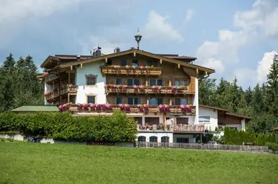 Das Gebäude in dem sich das Hotel befindet
