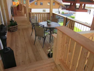 Ein Balkon oder eine Terrasse in der Unterkunft Deluxe Apartment Bergsicht - Kirchberg Center