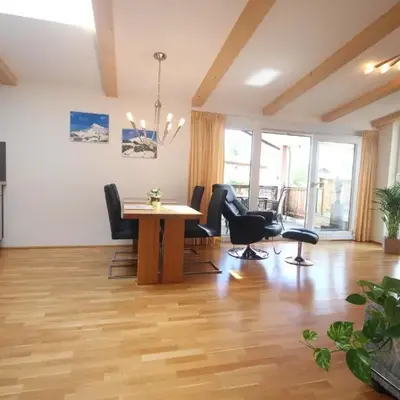 Deluxe Apartment Bergsicht - Kirchberg Center
