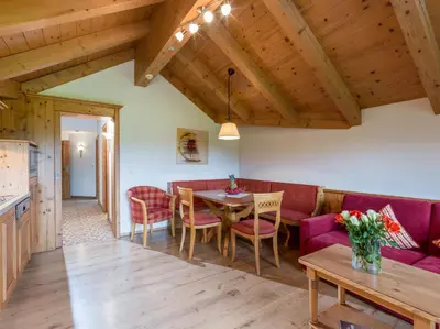 Ein Sitzbereich in der Unterkunft Appartements Haflingerhof