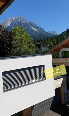 Ein allgemeiner Bergblick oder ein Berglick von der Ferienwohnung aus