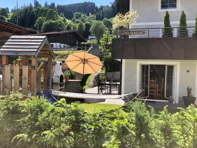 Ein Garten an der Unterkunft MyApart Jochberg