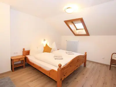 Ein Bett oder Betten in einem Zimmer der Unterkunft Holiday Home Sonnblick by Interhome