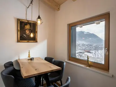 Ein allgemeiner Bergblick oder ein Berglick von der Ferienwohnung aus