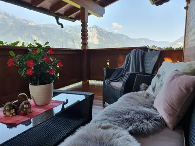 Ein allgemeiner Bergblick oder ein Berglick von der Ferienwohnung aus