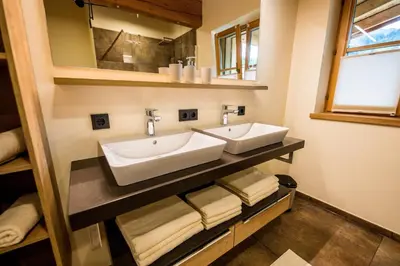 Ein Badezimmer in der Unterkunft Leni´s Appartements