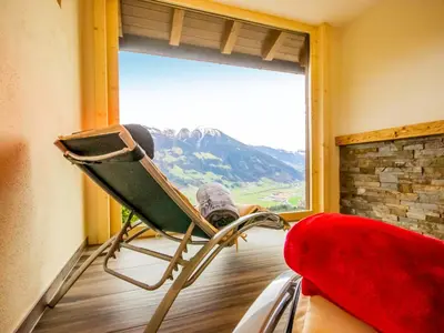 Ein allgemeiner Bergblick oder ein Berglick von der Ferienwohnung aus