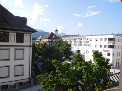 Das Gebäude in dem sich das Aparthotel befindet