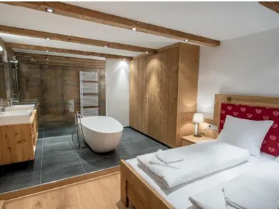 Ein Badezimmer in der Unterkunft Appartements Pöllhof