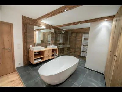 Ein Badezimmer in der Unterkunft Appartements Pöllhof