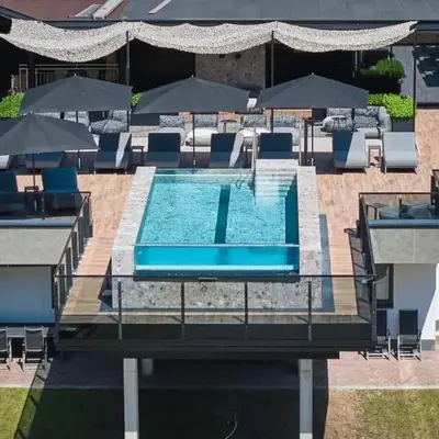 The Poolhouse Boutique Lodge