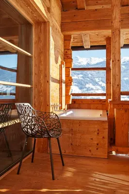 Ein allgemeiner Bergblick oder ein Berglick von der Ferienwohnung aus