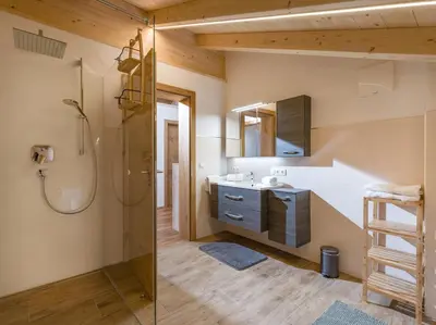 Ein Badezimmer in der Unterkunft Ferienwohnung Obersteintal