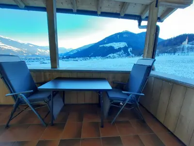 Ein allgemeiner Bergblick oder ein Berglick von der Ferienwohnung aus
