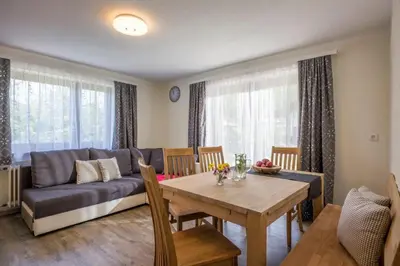 Ein Sitzbereich in der Unterkunft Bauernhof Nagelschmiedhof