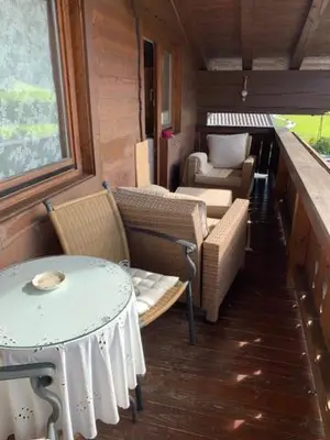 Ein Sitzbereich in der Unterkunft Gästehaus Wimmer