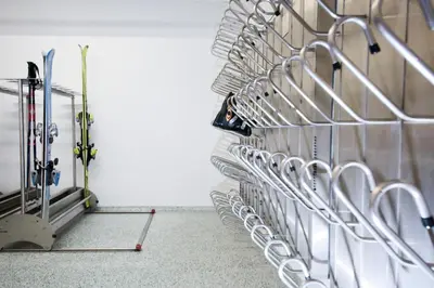 Das Fitnesscenter und/oder die Fitnesseinrichtungen in der Unterkunft Aparthotel Hummerau